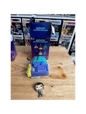 Zoey Loungefly Blind Bag Charm Keychain & Pin Huntr/X K-Pop Demon Hunters Movies